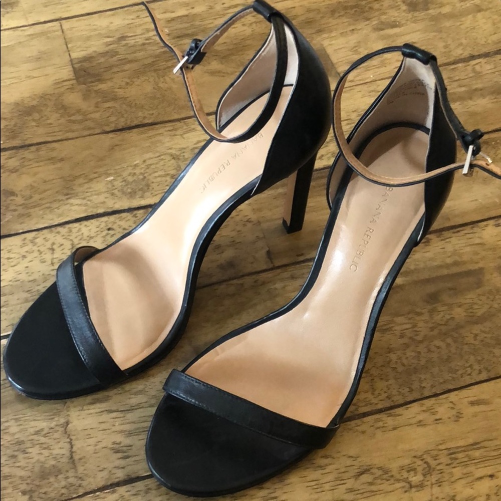 COPY - Banana Republic high heels